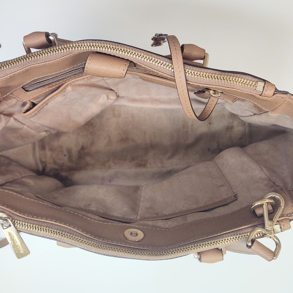 MICHAEL KORS Tan Leather Shoulder Bag - Picture 4 of 14